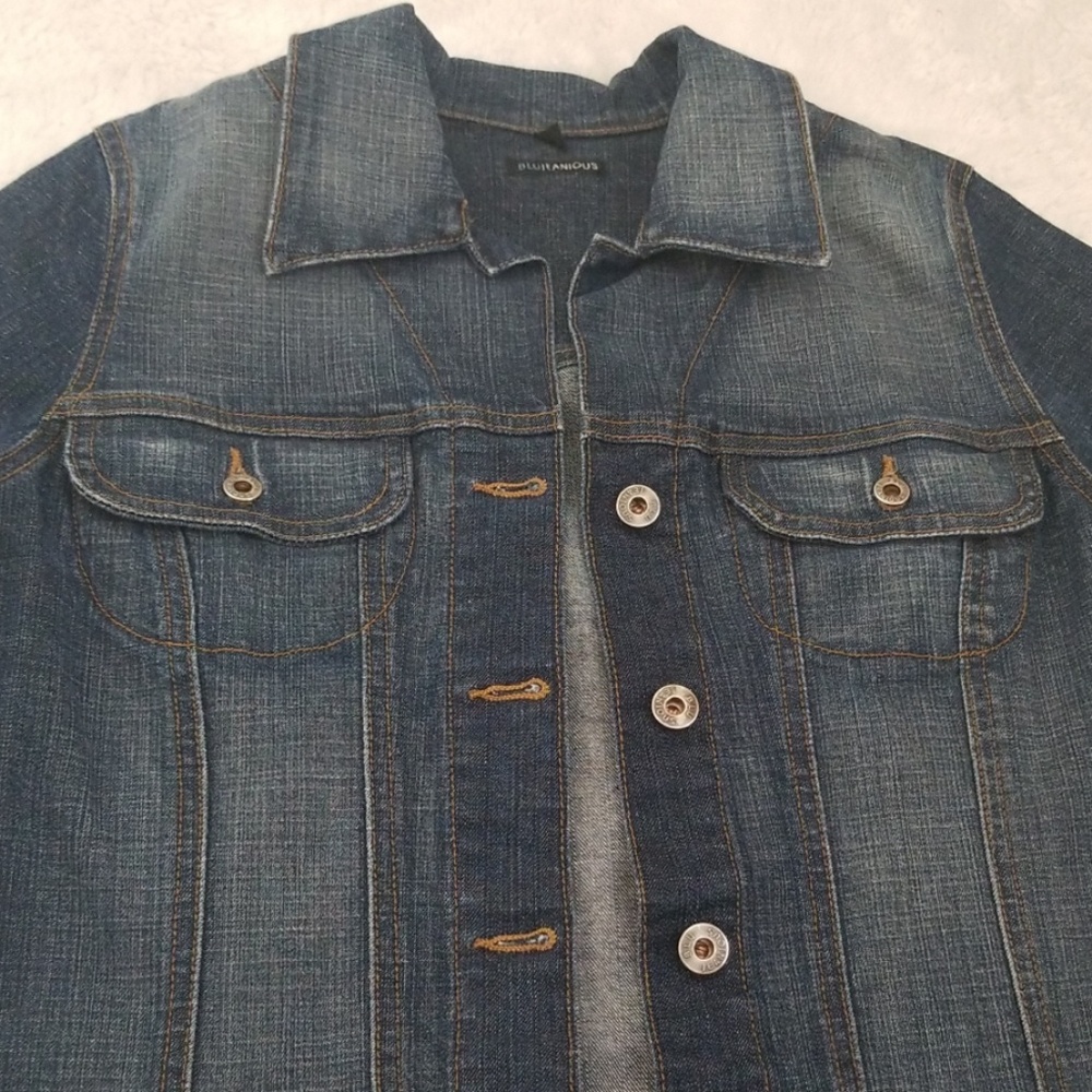 Jean Jacket - Picture 2 of 5